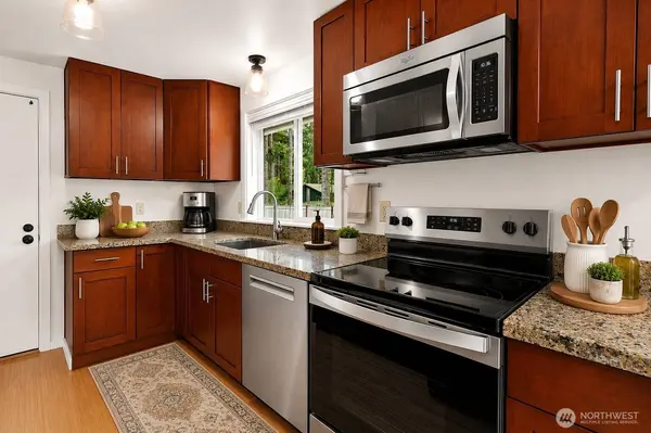 17330 426th AVE SE, North Bend, WA 98045