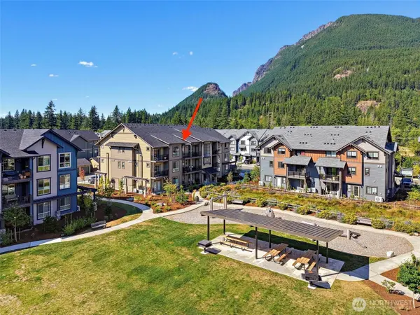 1222 Confluence WAY SE #302, North Bend, WA 98045