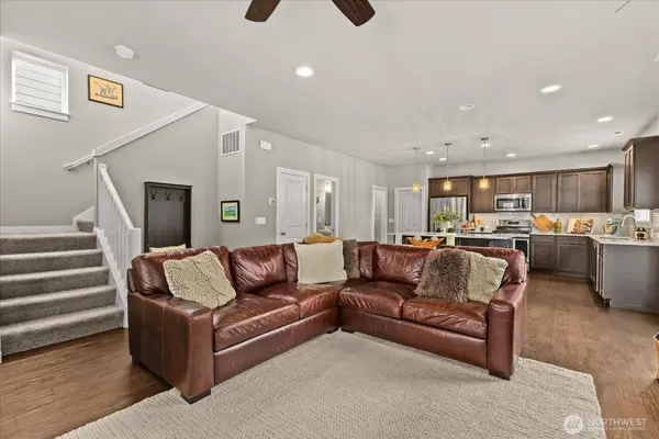 205 Olallie PL NE, North Bend, WA 98045