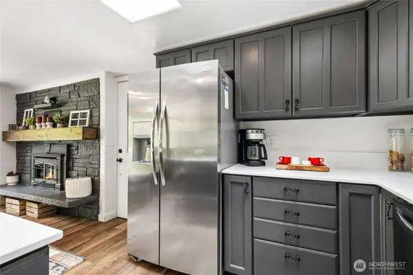 49522 SE 172nd ST, North Bend, WA 98045