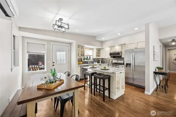 15438 SE 42nd ST, Bellevue, WA 98006