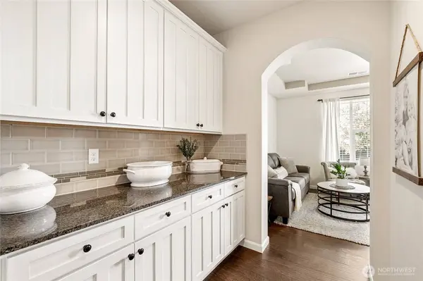 1670 Eagles Nest PL SE, North Bend, WA 98045