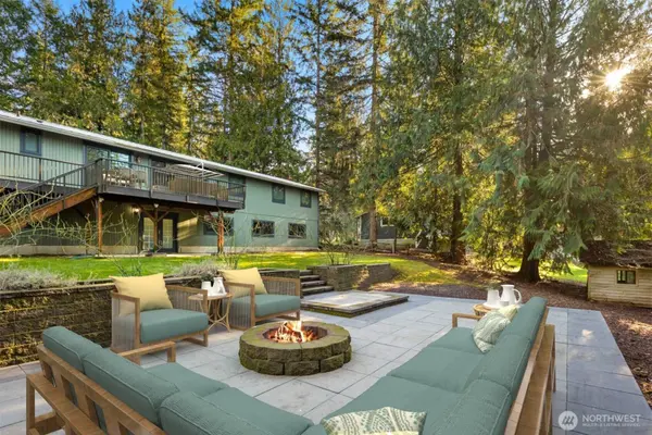 16417 210th AVE NE, Woodinville, WA 98077