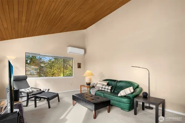 17304 143rd PL NE, Woodinville, WA 98072