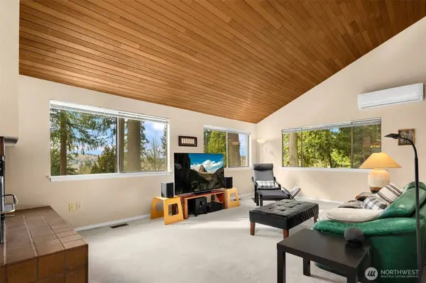 17304 143rd PL NE, Woodinville, WA 98072