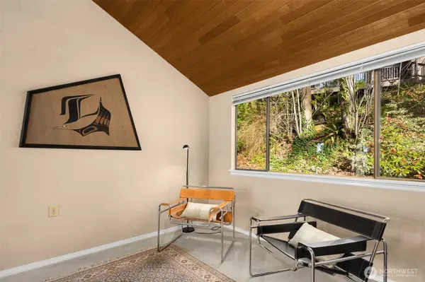 17304 143rd PL NE, Woodinville, WA 98072