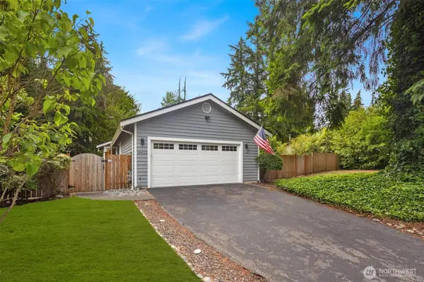 18913 136th AVE NE, Woodinville, WA 98072
