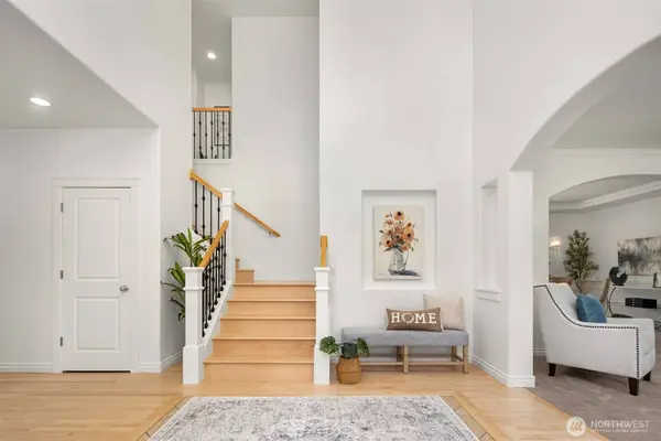 22272 NE Woodinville-Duvall RD, Woodinville, WA 98077
