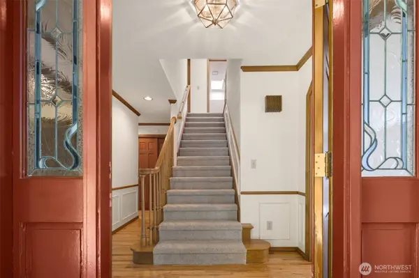 14544 186th PL NE, Woodinville, WA 98072