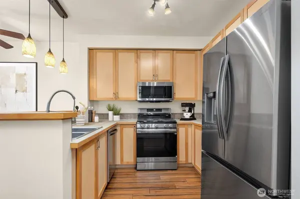 7430 Newcastle Golf Club RD #8D, Newcastle, WA 98059