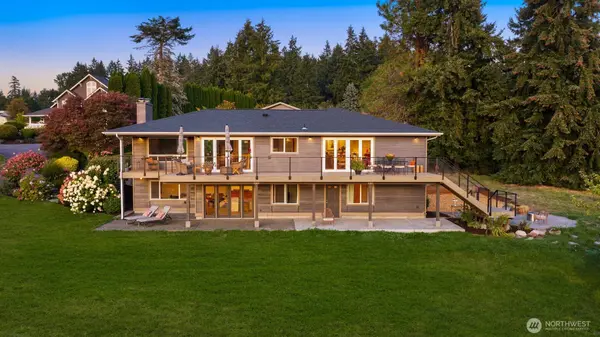 14350 160th PL NE, Woodinville, WA 98072
