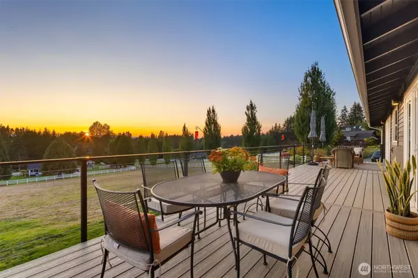 14350 160th PL NE, Woodinville, WA 98072