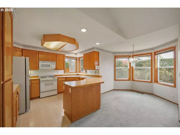 1075 BROTHERTON AVE, Eugene, OR 97404