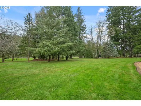 43950 MCKENZIE HWY, Walterville, OR 97489