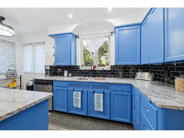 4000 E 24TH AVE, Eugene, OR 97403