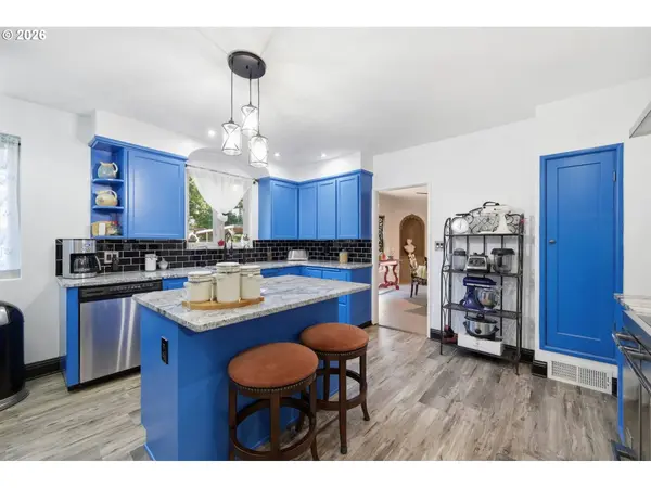 4000 E 24TH AVE, Eugene, OR 97403