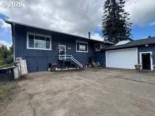 192 RESTON AVE, Winston, OR 97496