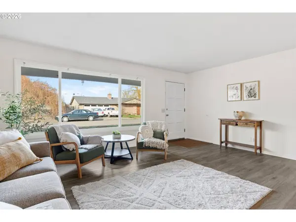 810 E 37th AVE, Eugene, OR 97405