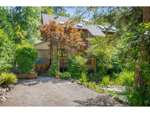2052 S Shasta LOOP
