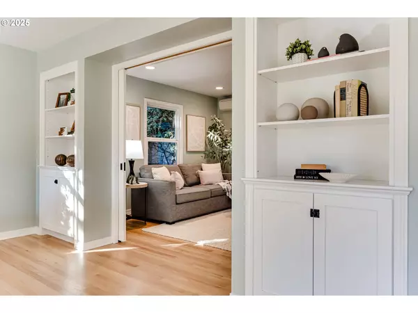 2140 MONROE ST, Eugene, OR 97405