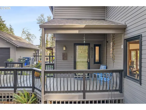 2311 DOUGLAS DR, Eugene, OR 97405