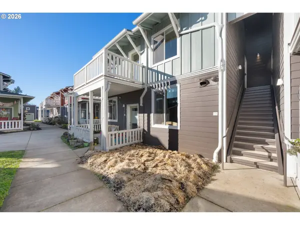 172 OAKLEIGH LN #221, Eugene, OR 97404