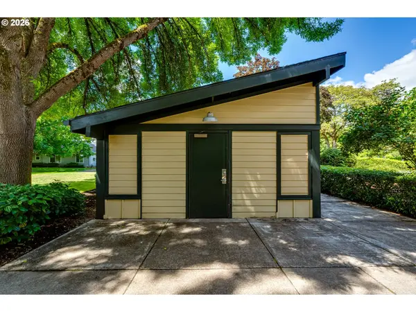 650 W 12TH AVE #224, Eugene, OR 97402