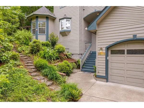 3078 HENDRICKS HILL DR, Eugene, OR 97403