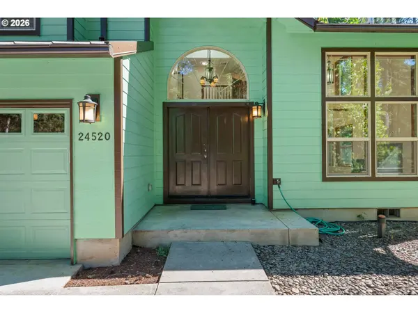 24520 TRILLIUM LN, Elmira, OR 97437