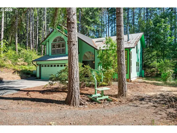 24520 TRILLIUM LN, Elmira, OR 97437