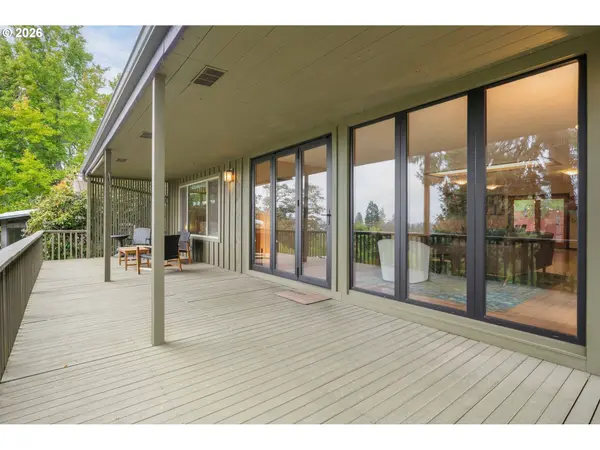 2765 SPRING BLVD, Eugene, OR 97403