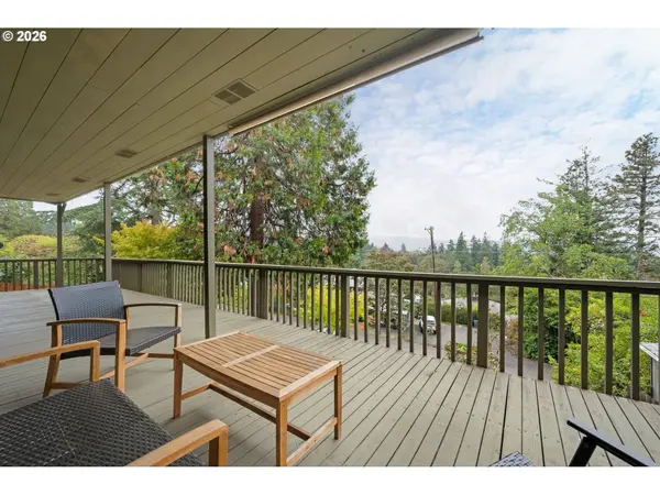 2765 SPRING BLVD, Eugene, OR 97403