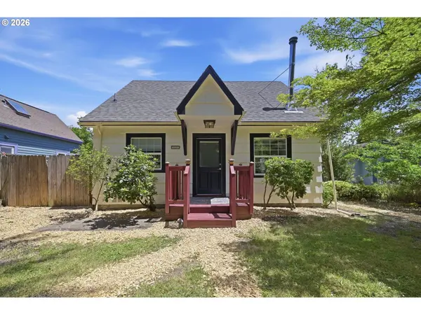 955 KELLY BLVD, Springfield, OR 97477