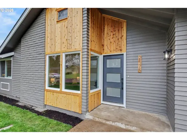 2175 Princeton DR, Eugene, OR 97405