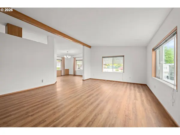 1199 N TERRY ST #233, Eugene, OR 97402