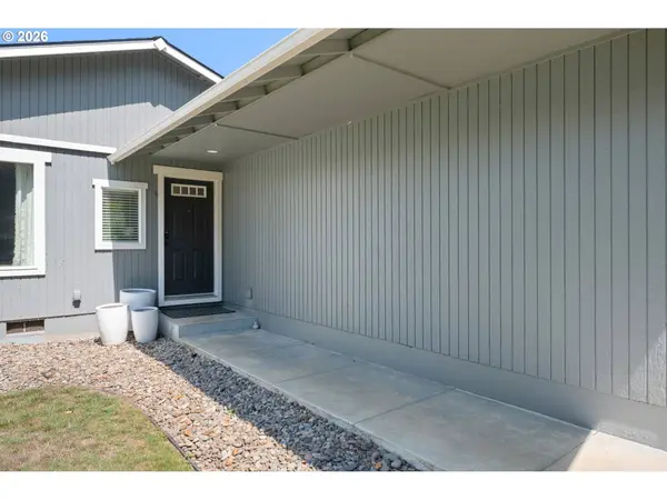 25221 CHENEY DR, Veneta, OR 97487