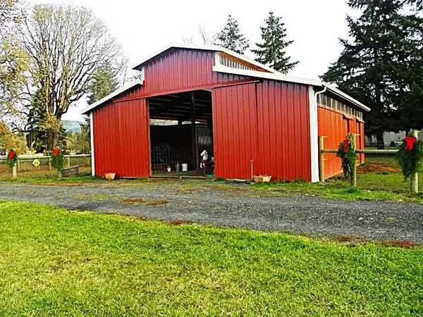 38717 DEXTER RD, Dexter, OR 97431