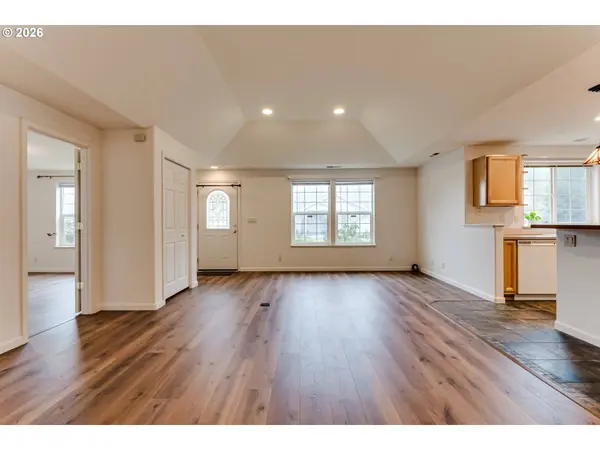4240 FLAGSTAFF ST, Eugene, OR 97402