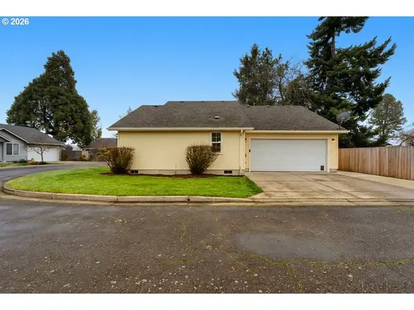 4240 FLAGSTAFF ST, Eugene, OR 97402