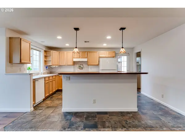 4240 FLAGSTAFF ST, Eugene, OR 97402