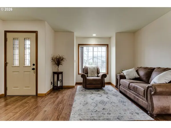 110 CALUMET AVE, Eugene, OR 97404