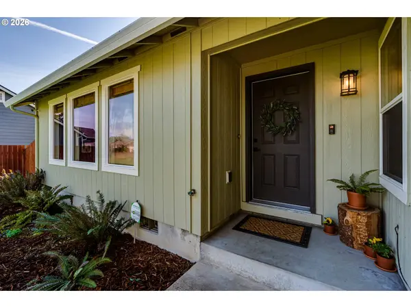 549 GILFRY AVE, Creswell, OR 97426