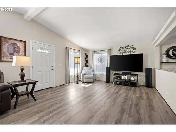 1307 BRAMBLEWOOD LN, Eugene, OR 97404