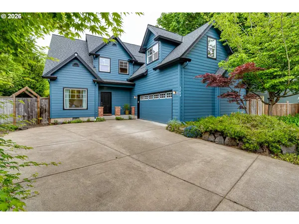 3769 JULIA LOOP, Eugene, OR 97404