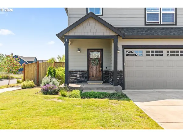 1810 CEDAR BROOK DR, Eugene, OR 97402