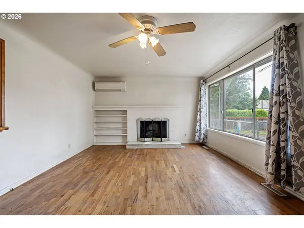 3375 ELMIRA RD, Eugene, OR 97402