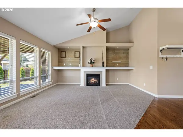 4964 PERIWINKLE DR, Salem, OR 97317
