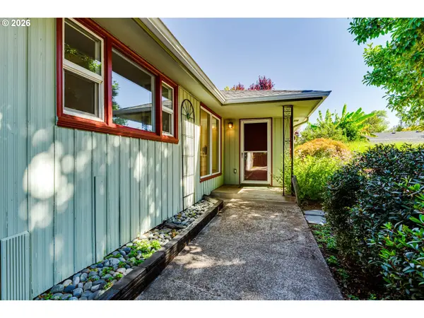280 REGAL CT, Eugene, OR 97401