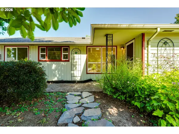 280 REGAL CT, Eugene, OR 97401