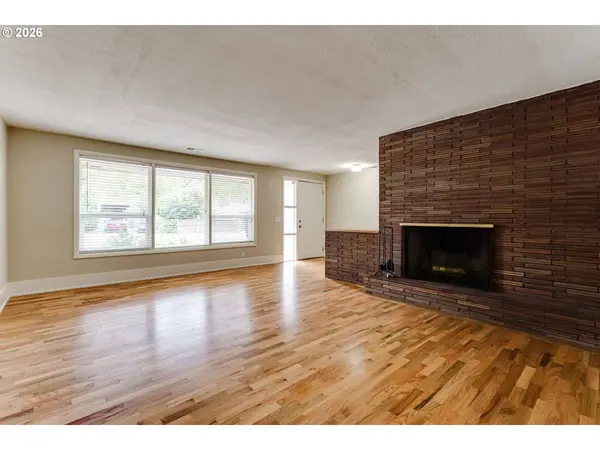 1255 E 24TH AVE, Eugene, OR 97403